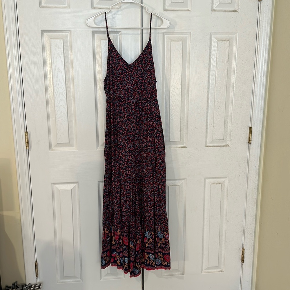Size Large; Natural Life “Surprise Pants” Romper